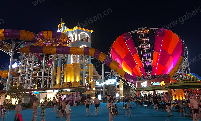 宁波大目湾阿拉的海水上乐园超级龙卷风滑道