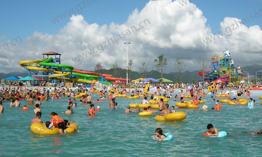 浙江宁波东钱湖水上乐园螺旋组合滑道、造浪池