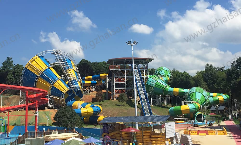 湖南长沙乐水魔方水世界超级龙卷风、暴风谷组合滑道