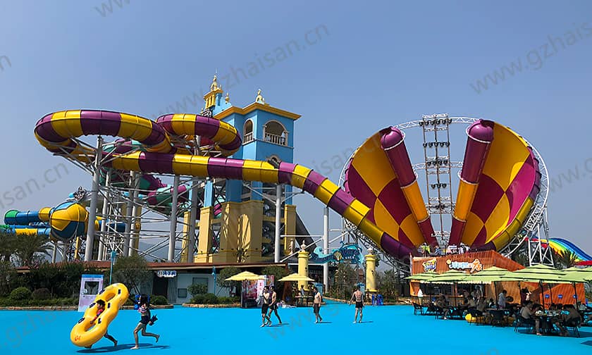 浙江宁波大目湾阿拉的海水上乐园超级龙卷风滑道