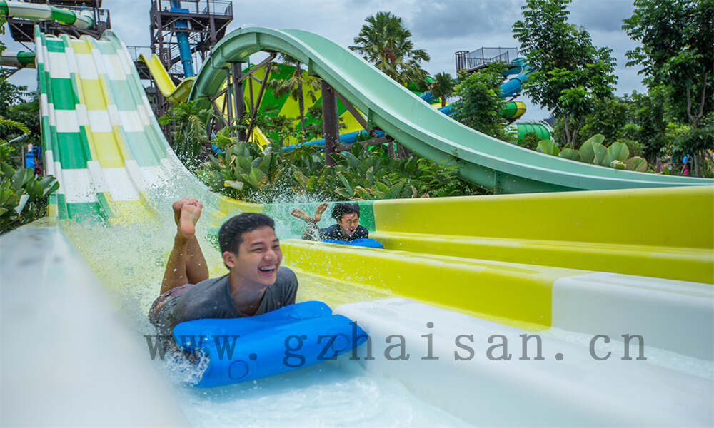 水上乐园管理中如何优化园区的疏散和应急方案？