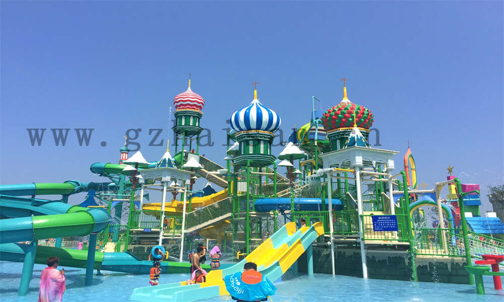 如何进行水上乐园设备的防滑处理？