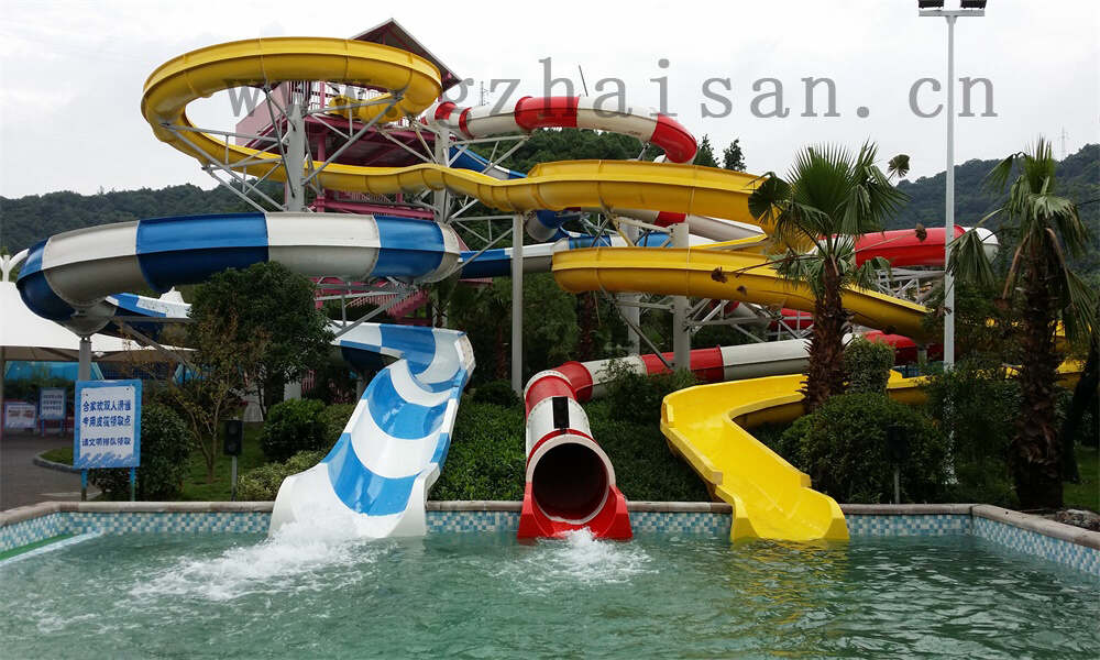 水上乐园设备厂家制造水上滑梯的要求