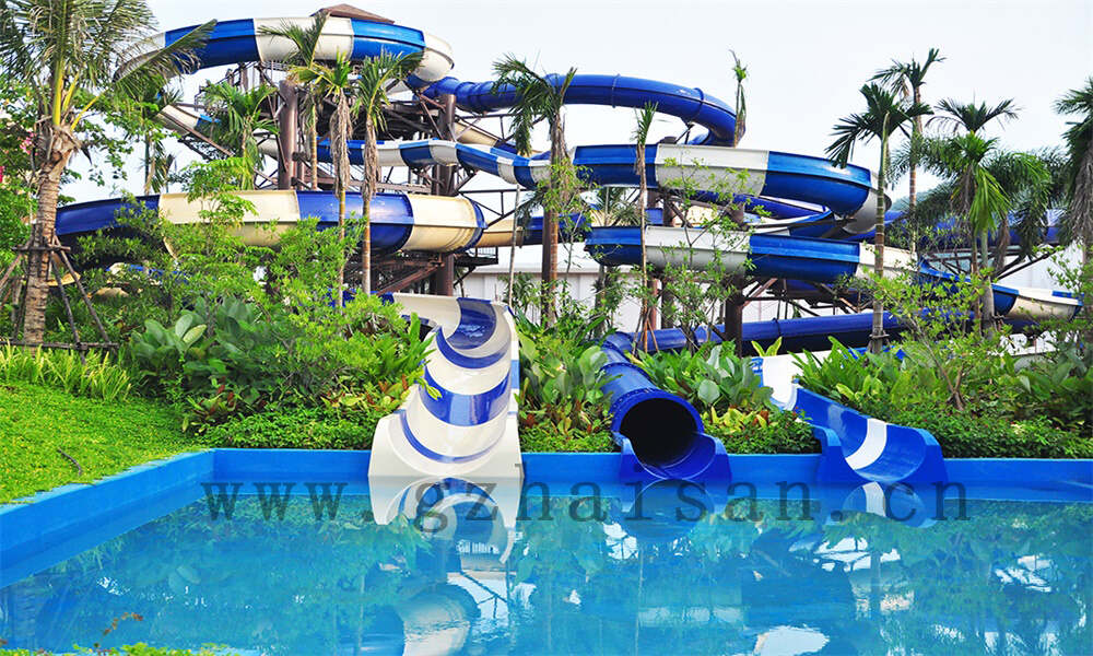 水上乐园管理中如何提升园区的服务和运营效率？