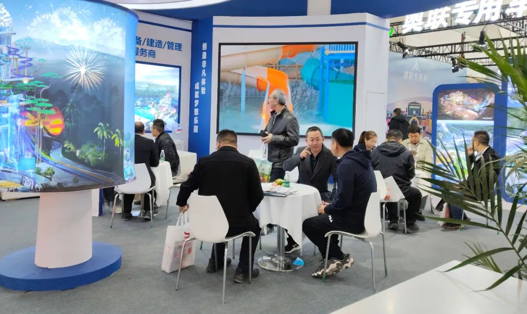 齐聚北京，共绘蓝图 | jinnianhui今年会游乐亮相2025北京国际游乐展，展现行业领军者风采